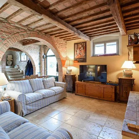 Stunning In Tatil Evi